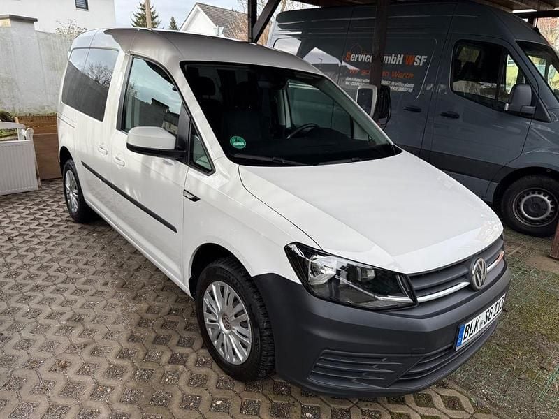 Gebraucht VW Caddy Trendline 102 PS (75 kW) 2020 Weiß Van / Kleinbus
