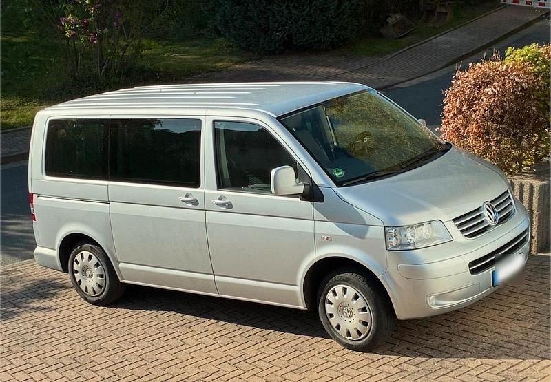Gebraucht VW Caravelle 102 PS (75 kW) 2008 Silber Van