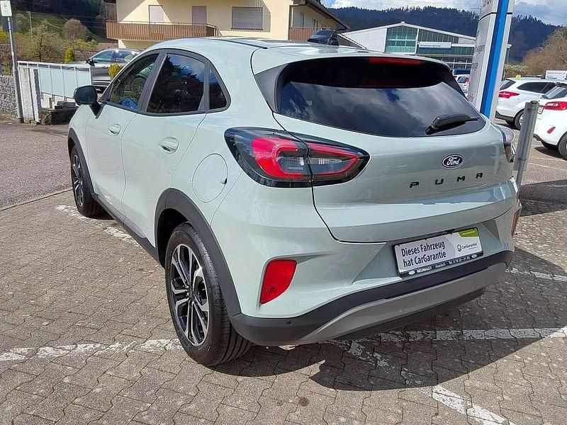 Gebraucht Ford Puma Titanium 155 PS (114 kW) 2025 Cactus gray SUV