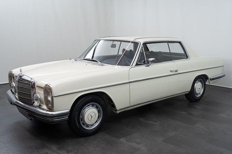 Weiß Gebraucht 1968 Mercedes 250 Coupé | 22.900 € - Bild 1/4