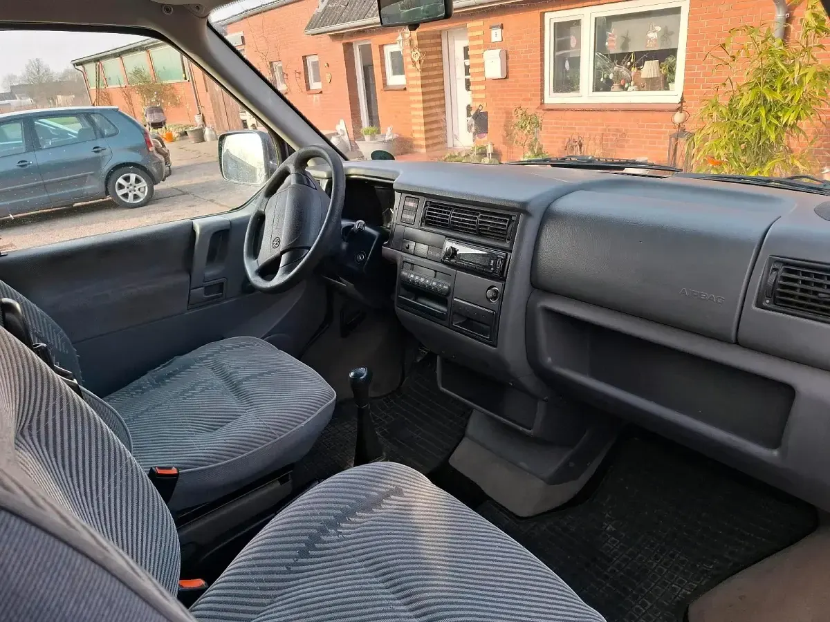 Gebraucht VW Multivan 101 PS (74 kW) 1998 Blau Van / Kleinbus