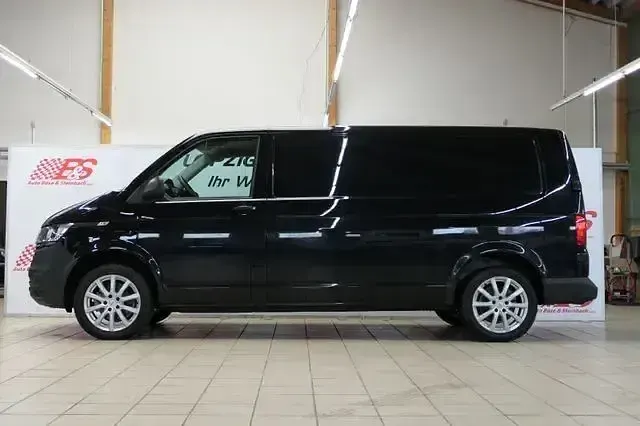 Używany VW Transporter 150 KM (110 kW) 2020 Czarny Van