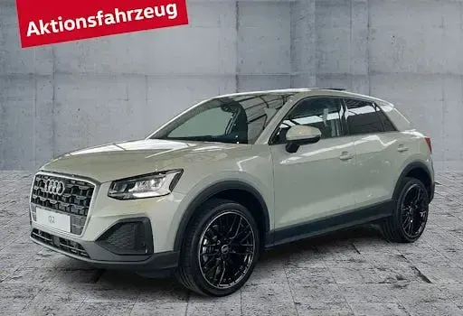 Neu Audi Q2 Advanced Plus 150 PS (110 kW) 2026 Silber SUV