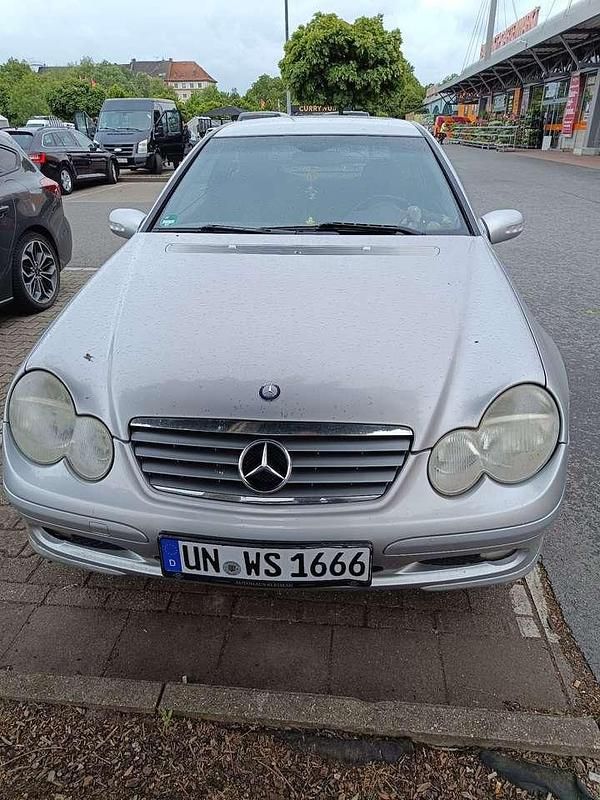 Gebraucht 2003 Mercedes C200 Coupé | 1.750 € (Fairer Preis) - Bild 1/4