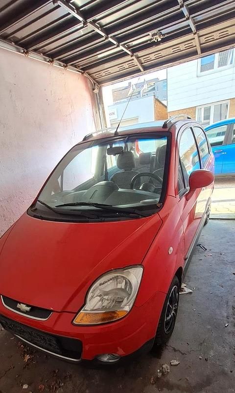 Gebraucht Chevrolet Matiz 55 PS (40 kW) 2010 Rot Kleinwagen