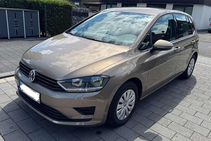 Grau Gebraucht 2015 VW Golf VII Limousine | 8.795 € (Guter Preis) - Bild 1/4