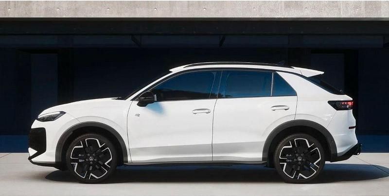 Neu VW T-Roc R-line 150 PS (110 kW) 2026 Weiß SUV