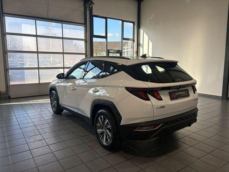 Gebraucht Hyundai Tucson Select 150 PS (110 kW) 2024 Weiß SUV