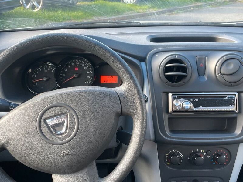 Gebraucht Dacia Logan MCV Essentiel 73 PS (53 kW) 2014 Weiß Kombi