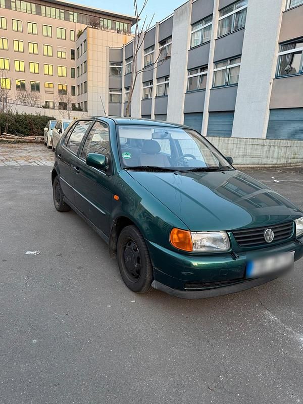 Gebraucht VW Polo 101 PS (74 kW) 1997 Grün Limousine