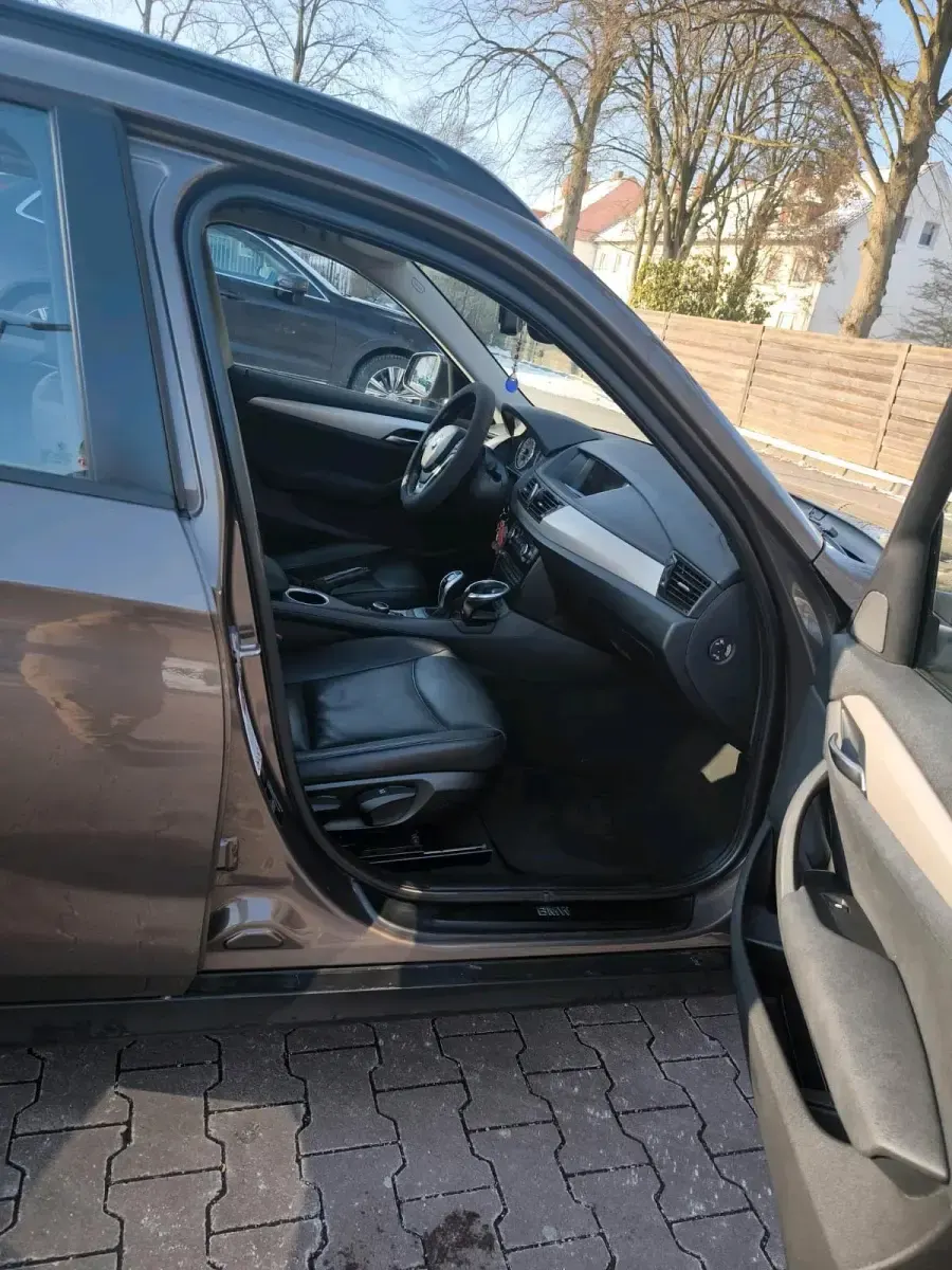 Gebraucht BMW X1 183 PS (134 kW) 2013 Braun SUV
