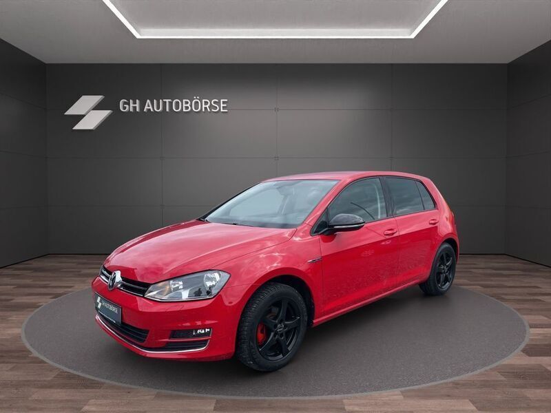 Rot Gebraucht 2015 VW Golf VII LOUNGE Limousine | 10.690 € (Guter Preis) - Bild 1/4