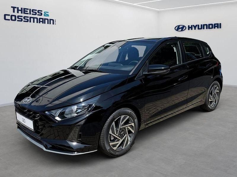 Schwarz Neu 2025 Hyundai i20 Trend Limousine | 21.290 € (Fairer Preis) - Bild 1/4
