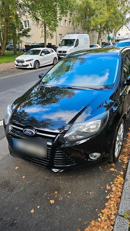 Gebraucht Ford Focus 116 PS (85 kW) 2014 Braun Kombi
