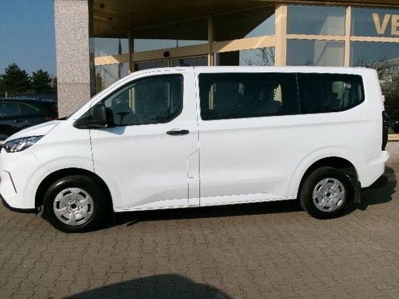 Gebraucht Ford Transit Custom Trend 136 PS (100 kW) 2025 Frozen white Kombi