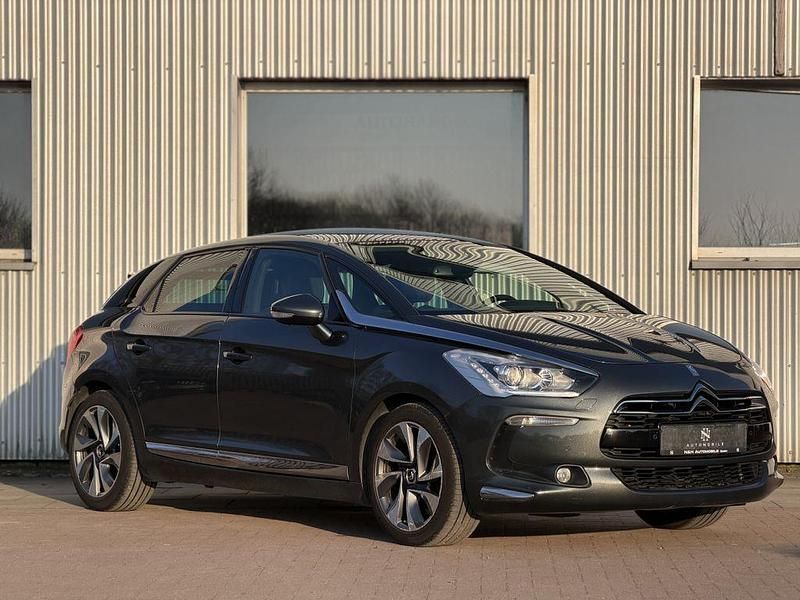 Gebraucht DS Automobiles DS5 156 PS (114 kW) 2016 Grau Kleinwagen