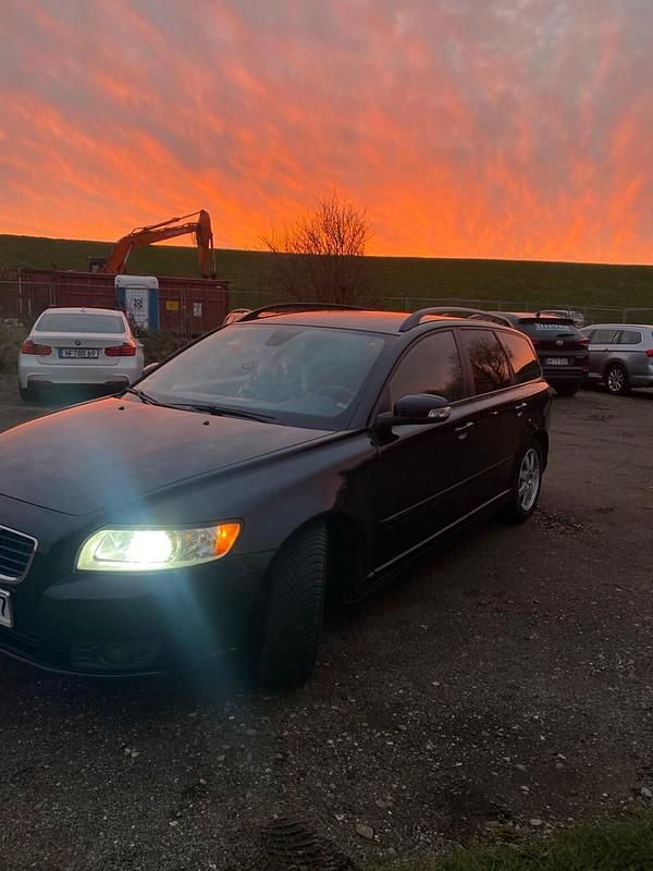 Gebraucht Volvo V50 136 PS (100 kW) 2008 Grau Kombi