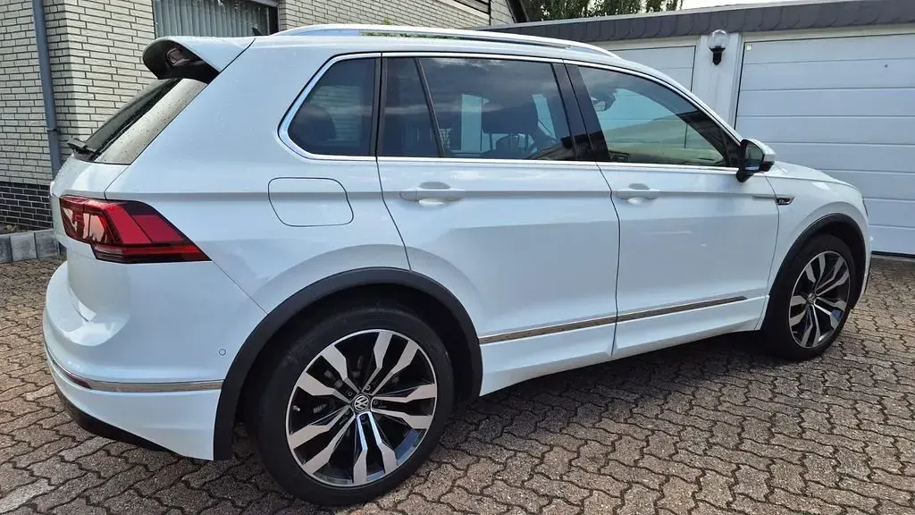 Gebraucht VW Tiguan Highline 150 PS (110 kW) 2017 Weiß SUV