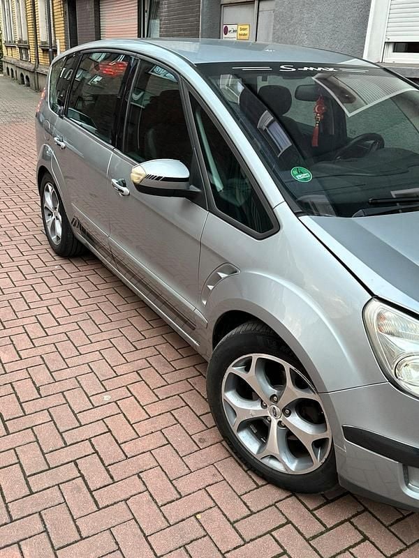 Gebraucht Ford S-MAX S 140 PS (102 kW) 2007 Silber Van / Kleinbus