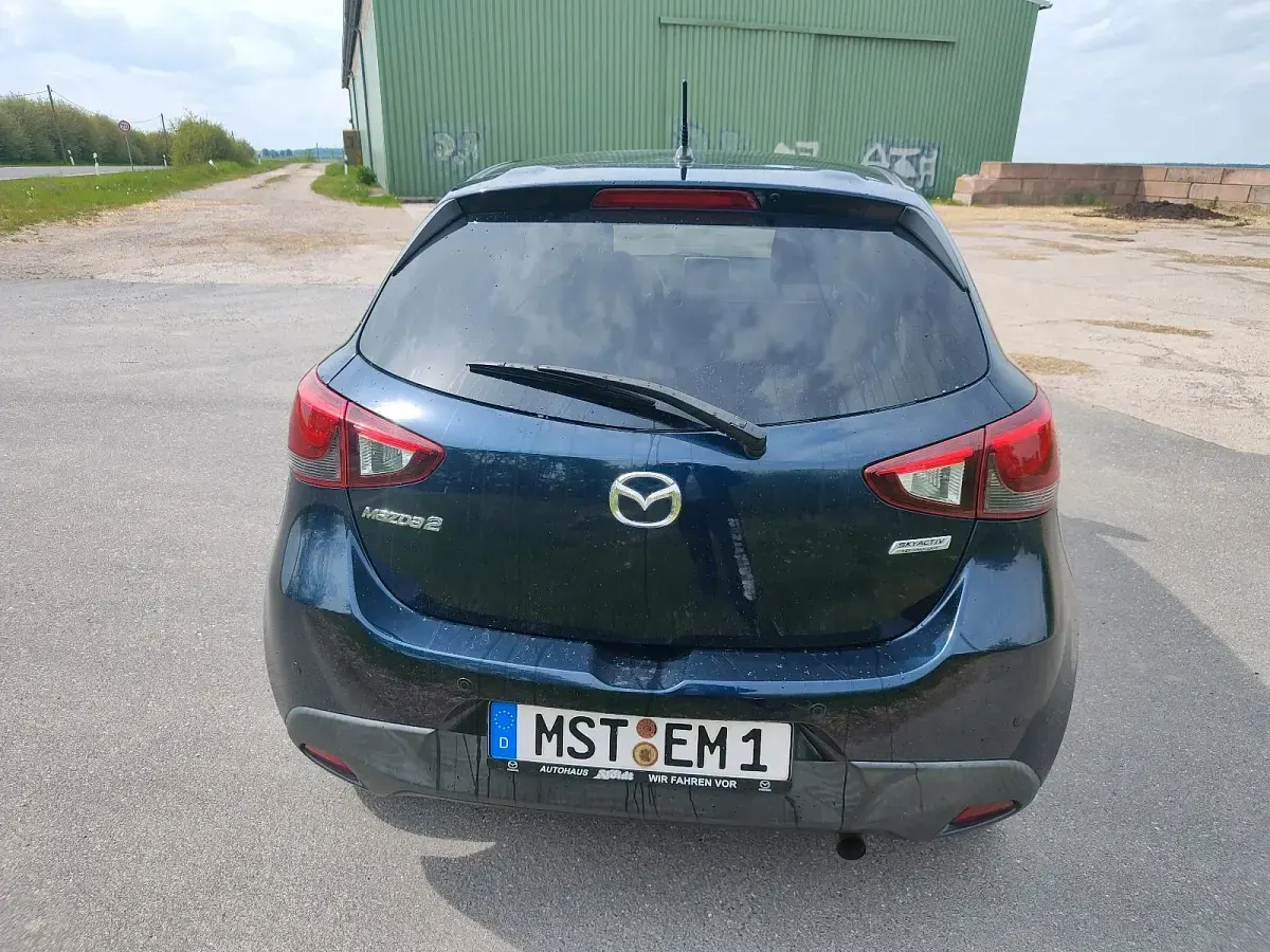 Usata Mazda 2 Nakama 90 CV (66 kW) 2016 Blu Utilitaria