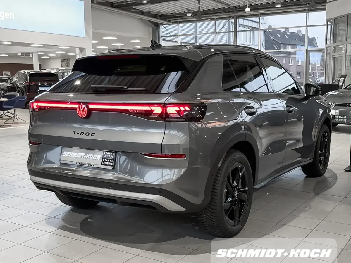 Gebraucht VW T-Roc Style 150 PS (110 kW) 2026 Wolf grey (grau) SUV