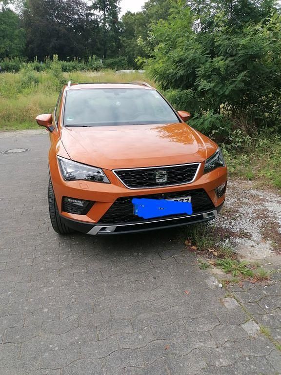 Gebraucht Seat Ateca 4Drive 150 PS (110 kW) 2018 Orange SUV