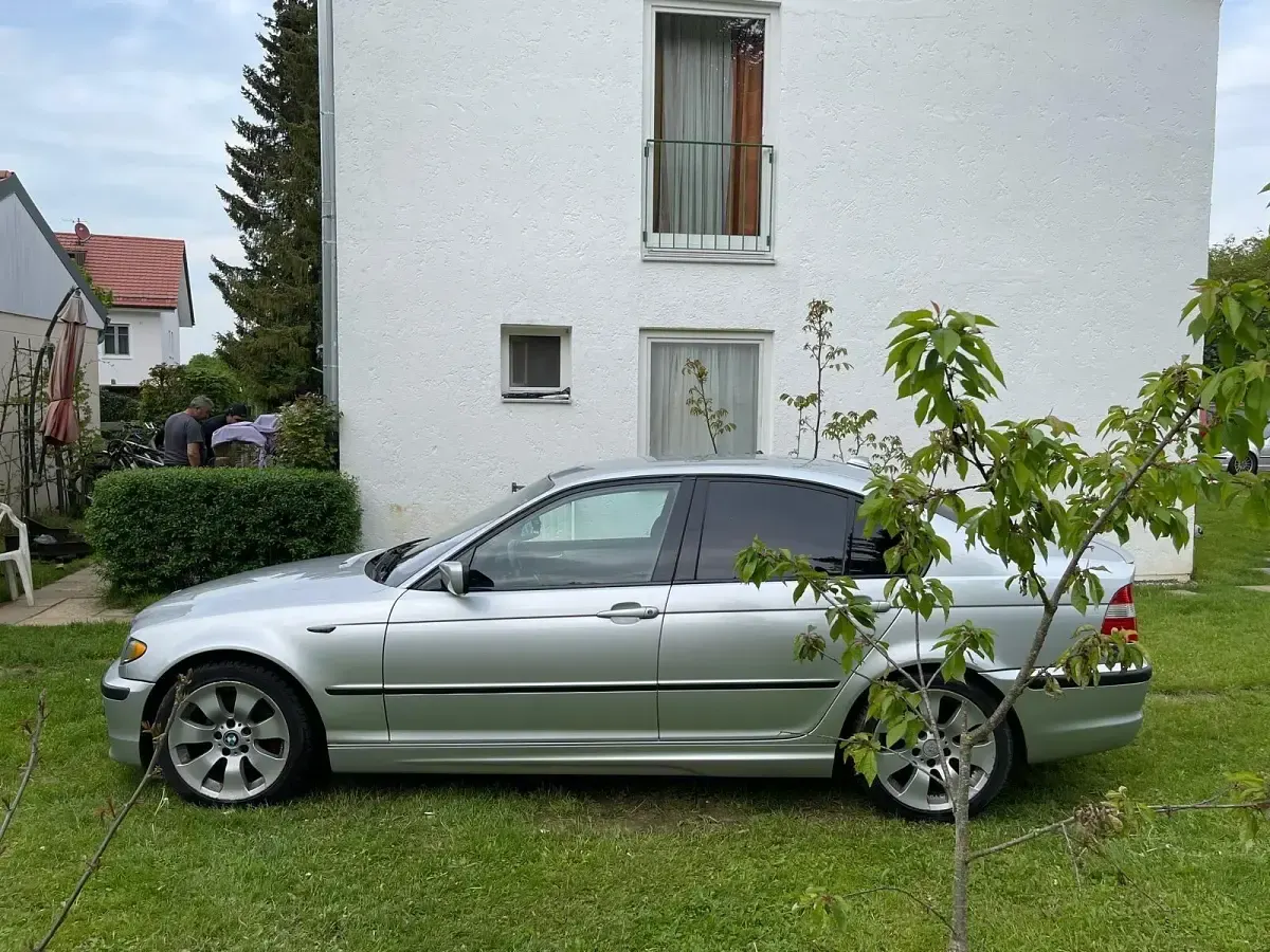 Gebraucht BMW 320 M Sport 150 PS (110 kW) 2004 Silber Limousine