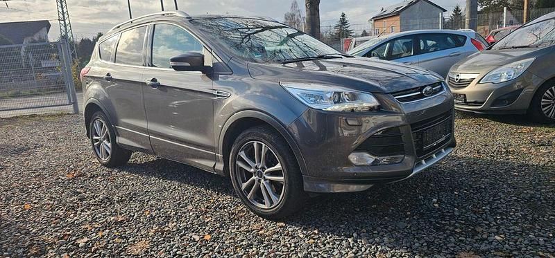 Gebraucht Ford Kuga Individual 179 PS (131 kW) 2014 Grau SUV