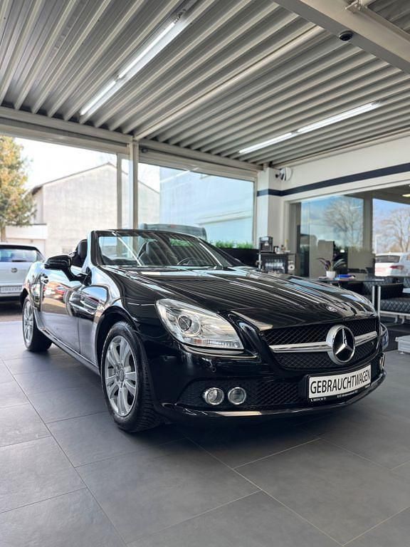 Gebraucht Mercedes SLK200 184 PS (135 kW) 2011 Schwarz Cabrio