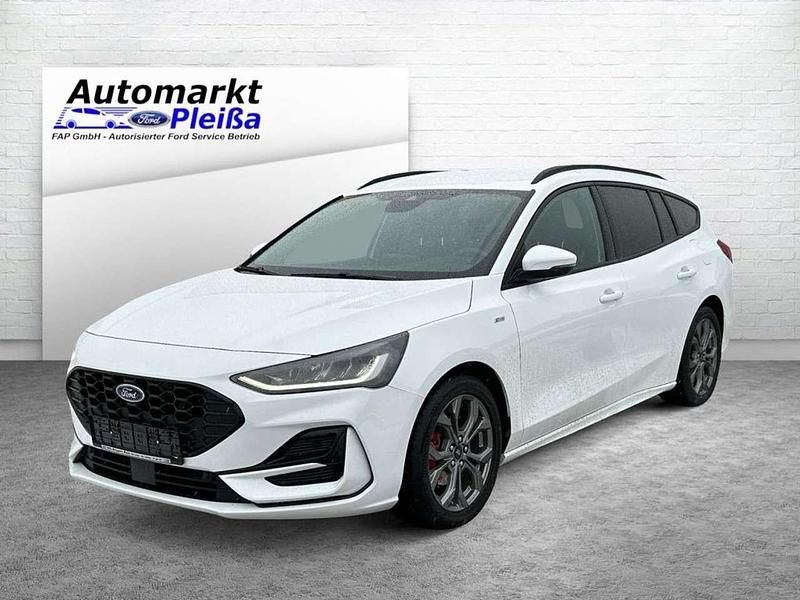 Gebraucht Ford Focus ST-Line 125 PS (91 kW) 2022 Weiß Kombi