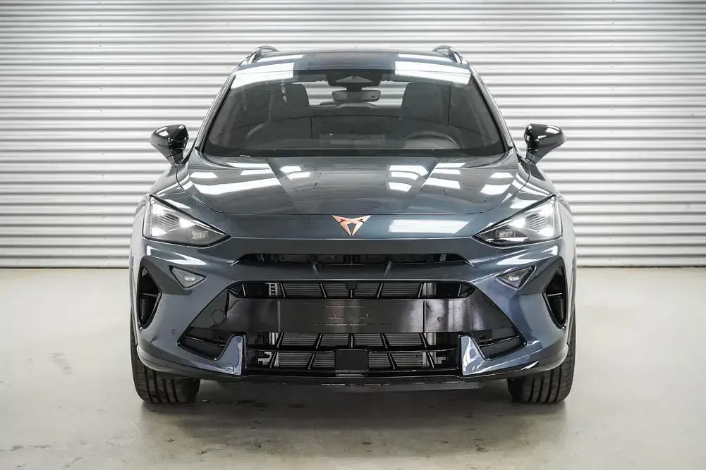 Neu Cupra Formentor 204 PS (150 kW) 2026 Magnetic grau metallic (s7) SUV
