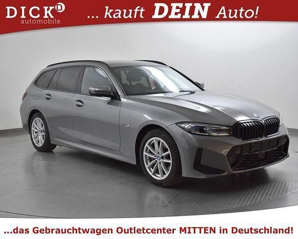 Grau Gebraucht 2022 BMW 330e M Sport Limousine | 28.950 € (Guter Preis) - Bild 1/4