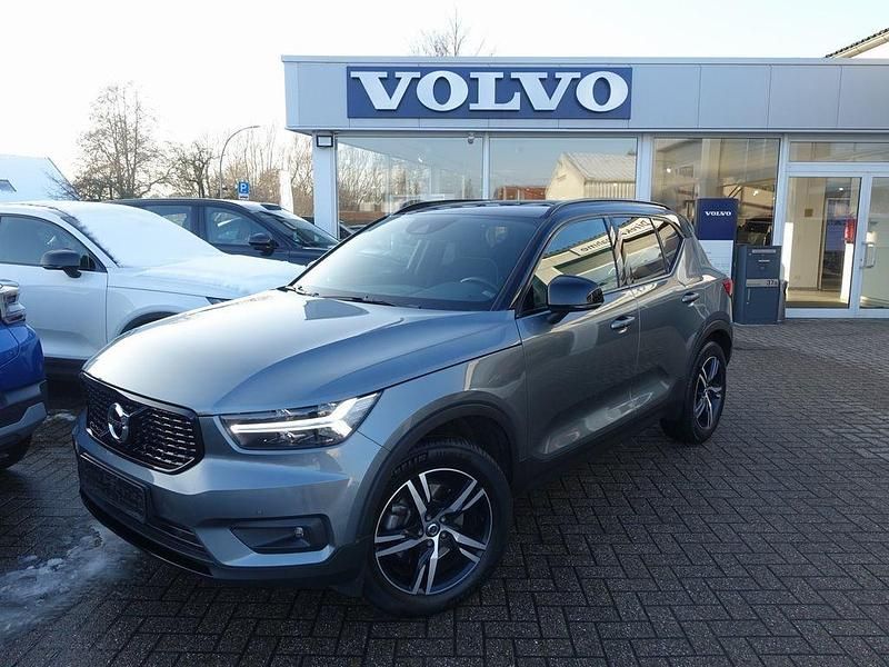 Grau Gebraucht 2018 Volvo XC40 R-Design SUV | 23.900 € (Fairer Preis) - Bild 1/4