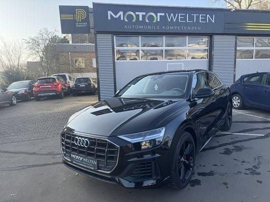 Tiefschwarz Gebraucht 2019 Audi Q8 SUV | 41.900 € (Superpreis) - Bild 1/4