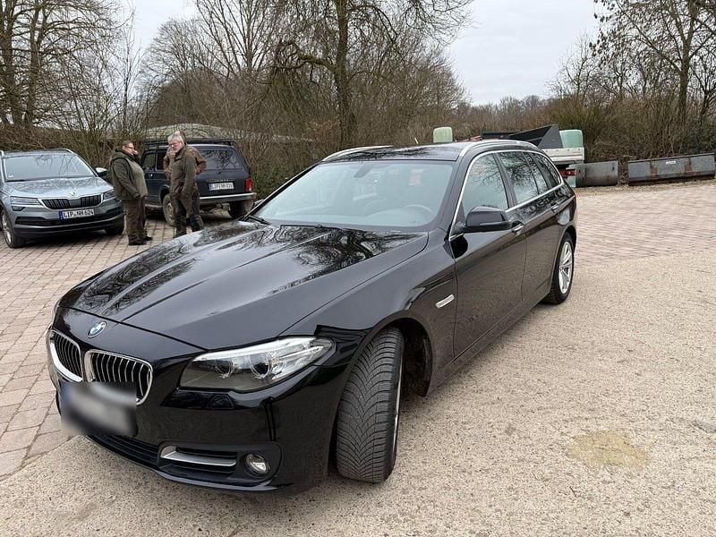 Gebraucht BMW 520 186 PS (136 kW) 2014 Schwarz Kombi