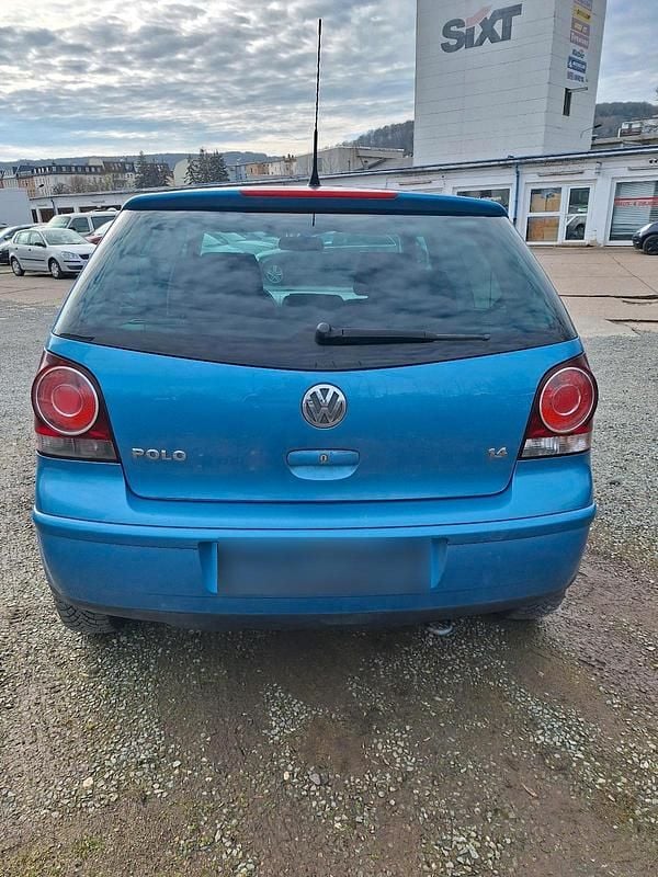 Gebraucht VW Polo 80 PS (58 kW) 2007 Blau Kleinwagen