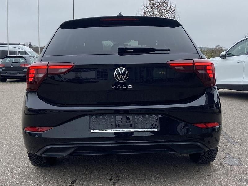 Gebraucht VW Polo Life 95 PS (69 kW) 2022 Schwarz Kleinwagen