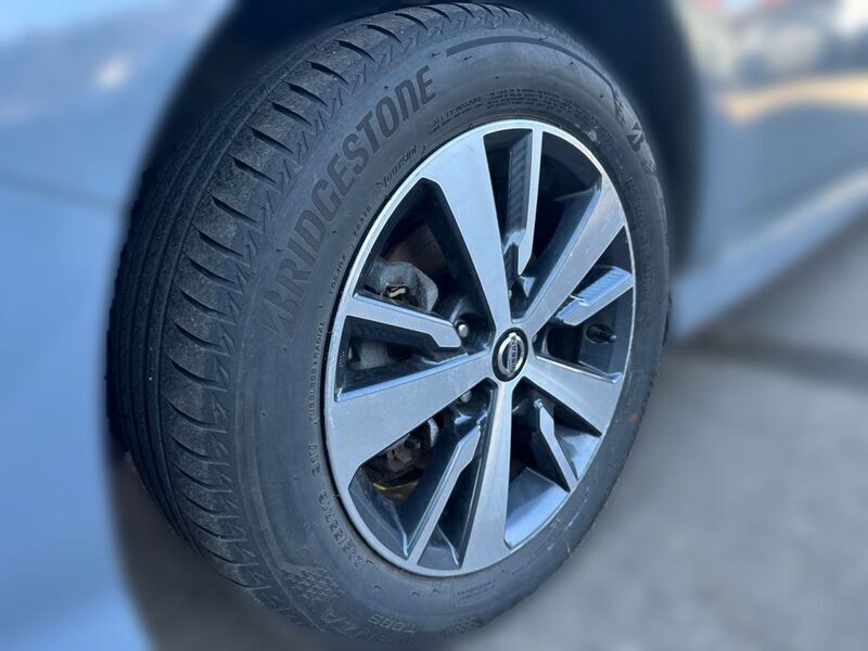 Gebraucht Nissan Leaf Acenta 110 kW (150 PS) 2021 Grau Kleinwagen