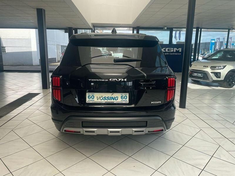 Usata KGM Torres EVX 152 kW (207 CV) 2026 Nero SUV