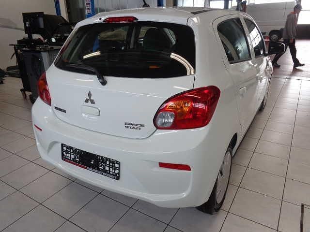 Gebraucht Mitsubishi Space Star Diamant Edition 71 PS (52 kW) 2019 Weiß Kleinwagen