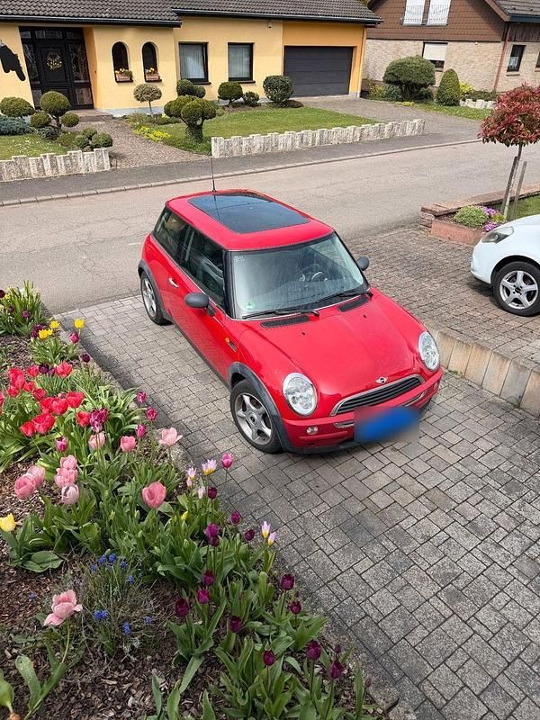 Second-hand Mini ONE 90 CP (66 kW) 2002 Roșu Hatchback