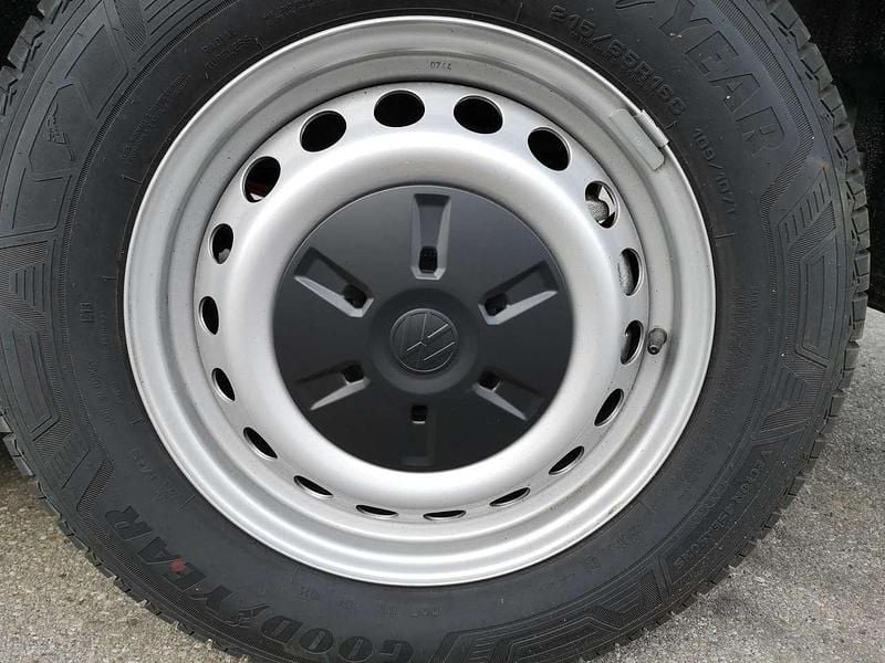Neu VW Transporter 100 kW (136 PS) 2026 Clear white Van