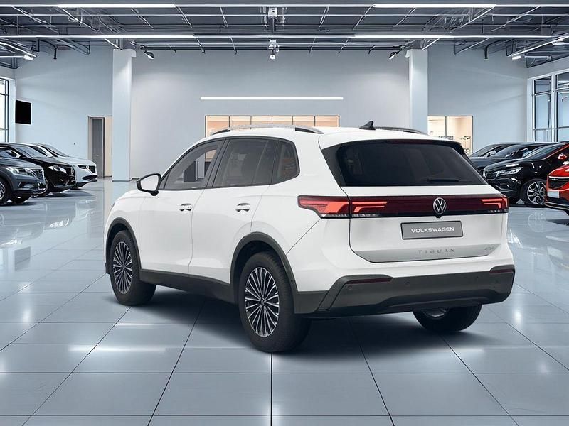 Neu VW Tiguan 131 PS (96 kW) 2025 Pure white uni SUV