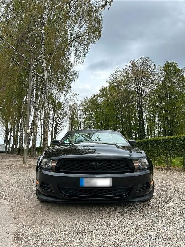 Gebraucht Ford Mustang 309 PS (227 kW) 2012 Schwarz Cabrio