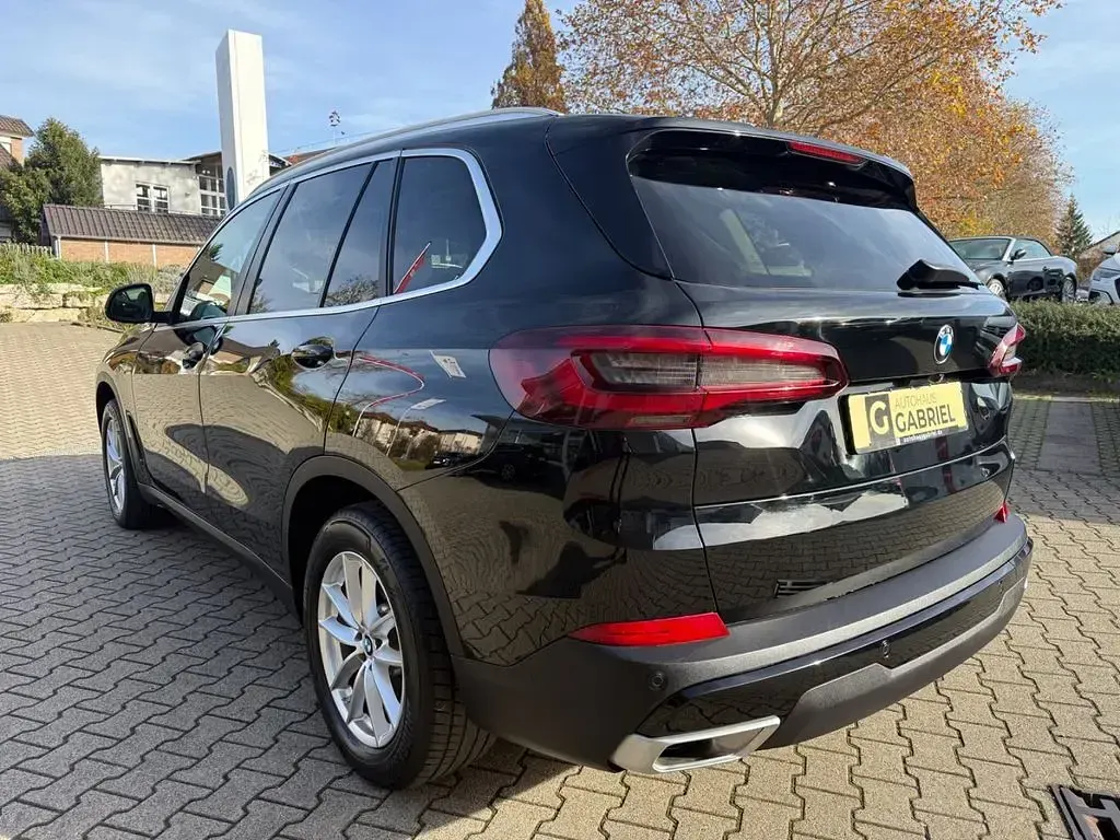 Gebraucht BMW X5 Sport Line 286 PS (210 kW) 2022 Schwarz SUV