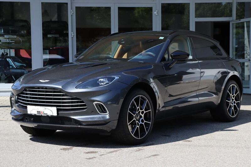 Xenon grey Gebraucht 2022 Aston Martin DBX SUV | 151.900 € (Etwas zu teuer) - Bild 1/4
