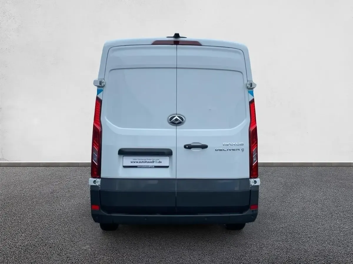Gebraucht Maxus V90 147 PS (108 kW) 2023 Othercolor Van