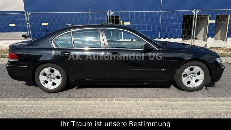 Gebraucht BMW 740 Sport Line 306 PS (225 kW) 2006 Schwarz Limousine