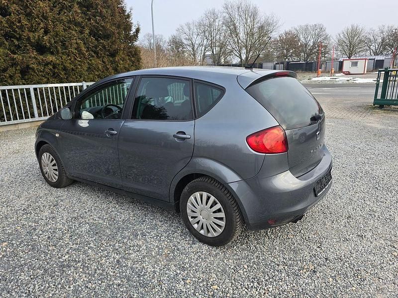 Gebraucht Seat Altea Copa 125 PS (91 kW) 2013 Grau Limousine