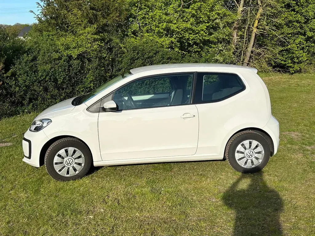 Gebraucht VW up! move up! 75 PS (55 kW) 2019 Weiß Kleinwagen
